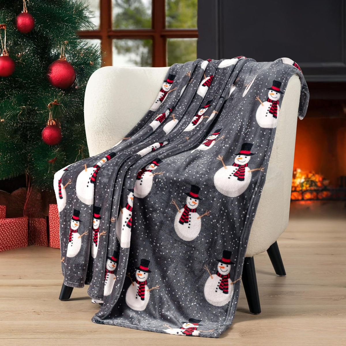 Christmas Snowman Throw Blanket | Grey Christmas Fleece Blanket | Soft, Plush, Warm Winter Cabin Throw, 50X60 (Grey Snowman)